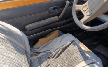 Volkswagen-golf-gti-electric-1983-orange-14