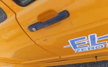 Volkswagen-golf-gti-electric-1983-orange-16