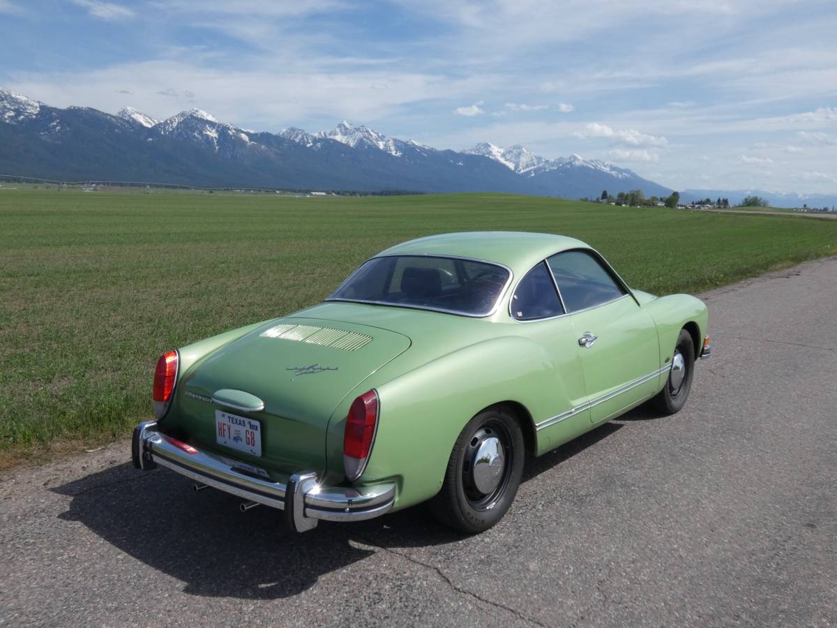 Volkswagen-karmann-ghia-1974-green-1