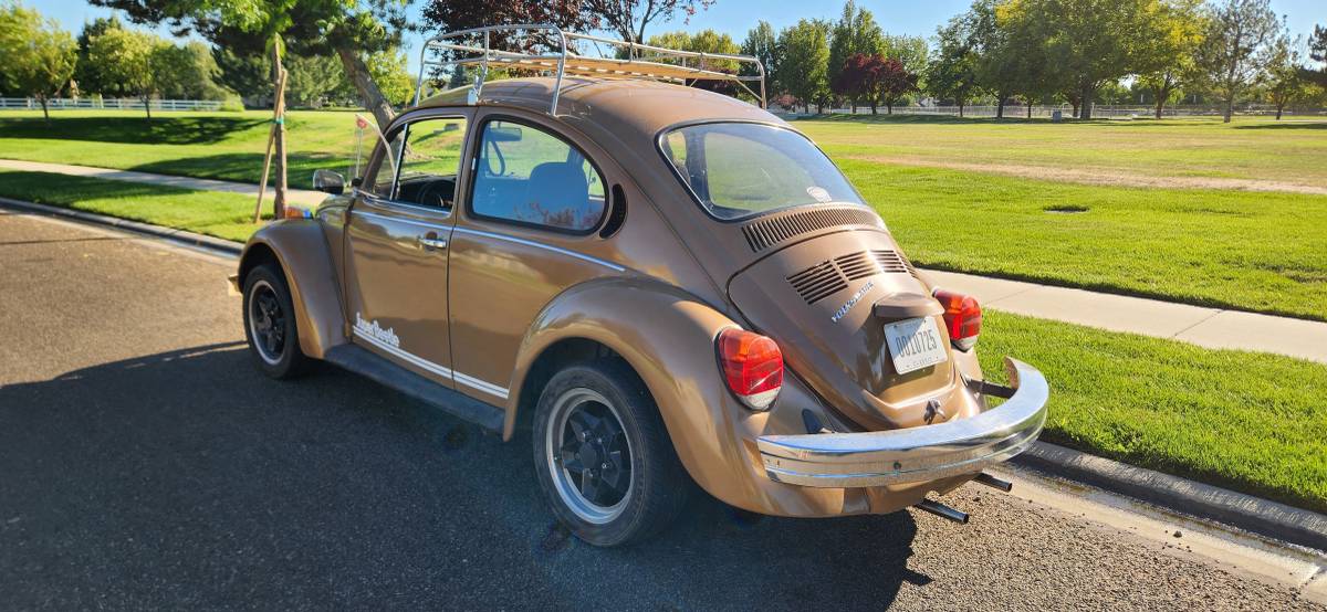 Volkswagen-passat-1976-4