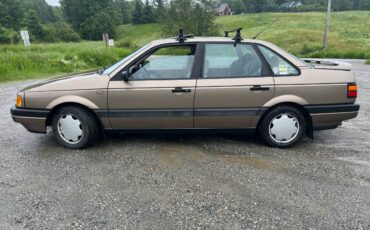 Volkswagen-passat-1990-brown-17