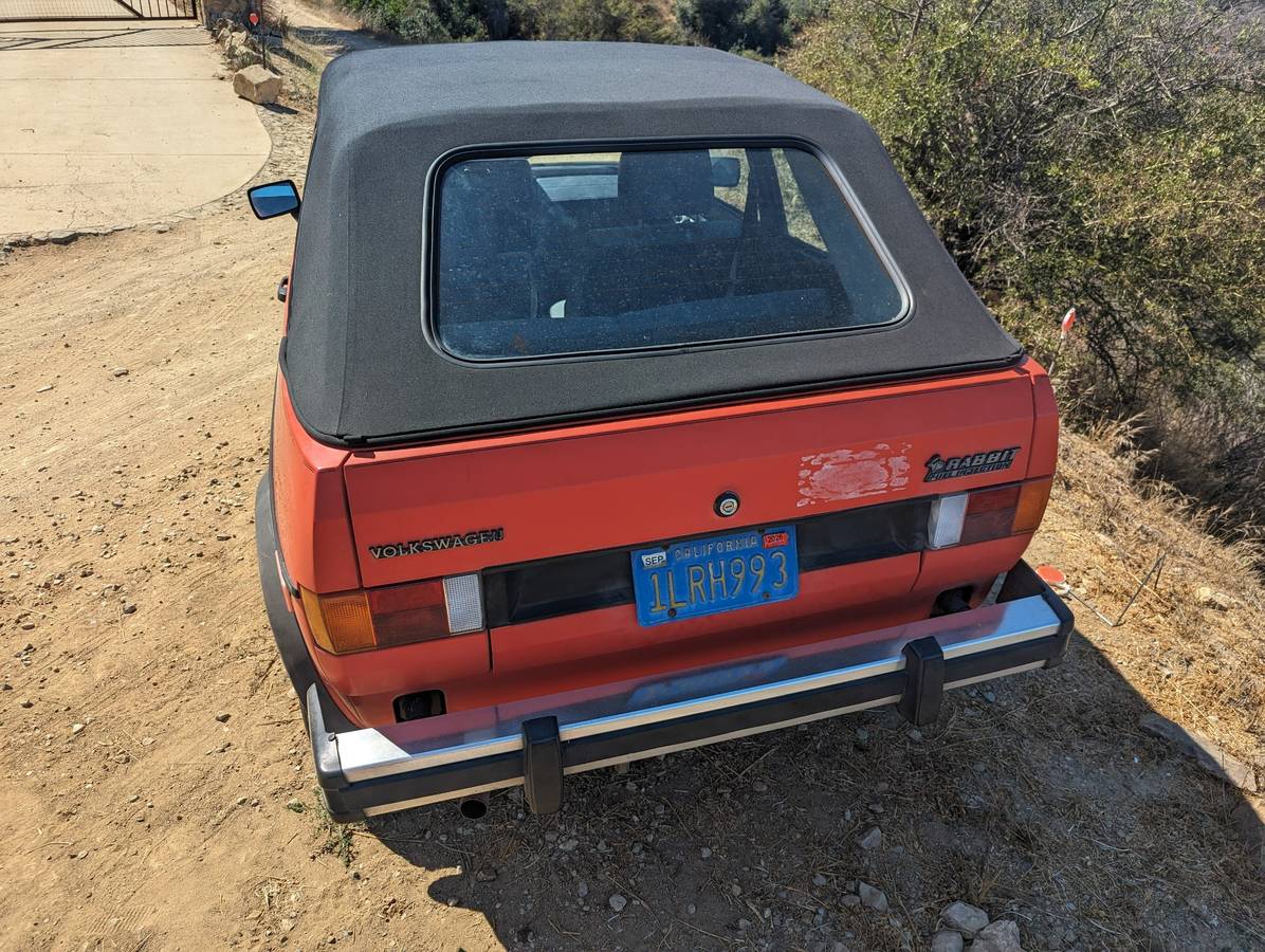 Volkswagen-rabbit-cabriolet-1984-2