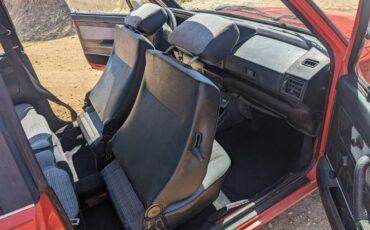 Volkswagen-rabbit-cabriolet-1984-5