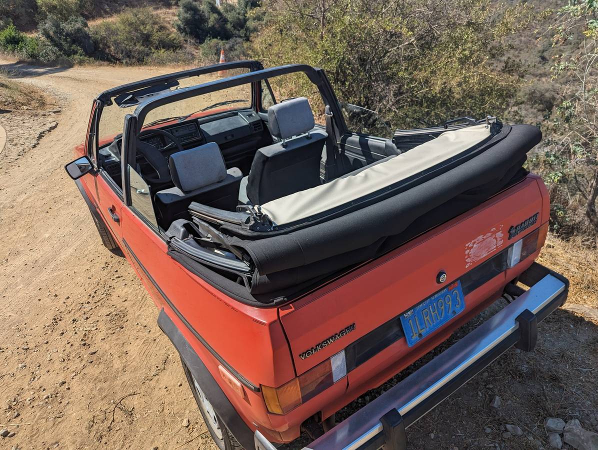 Volkswagen-rabbit-cabriolet-1984-9