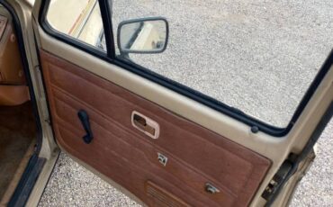 Volkswagen-rabbit-diesel-1981-1