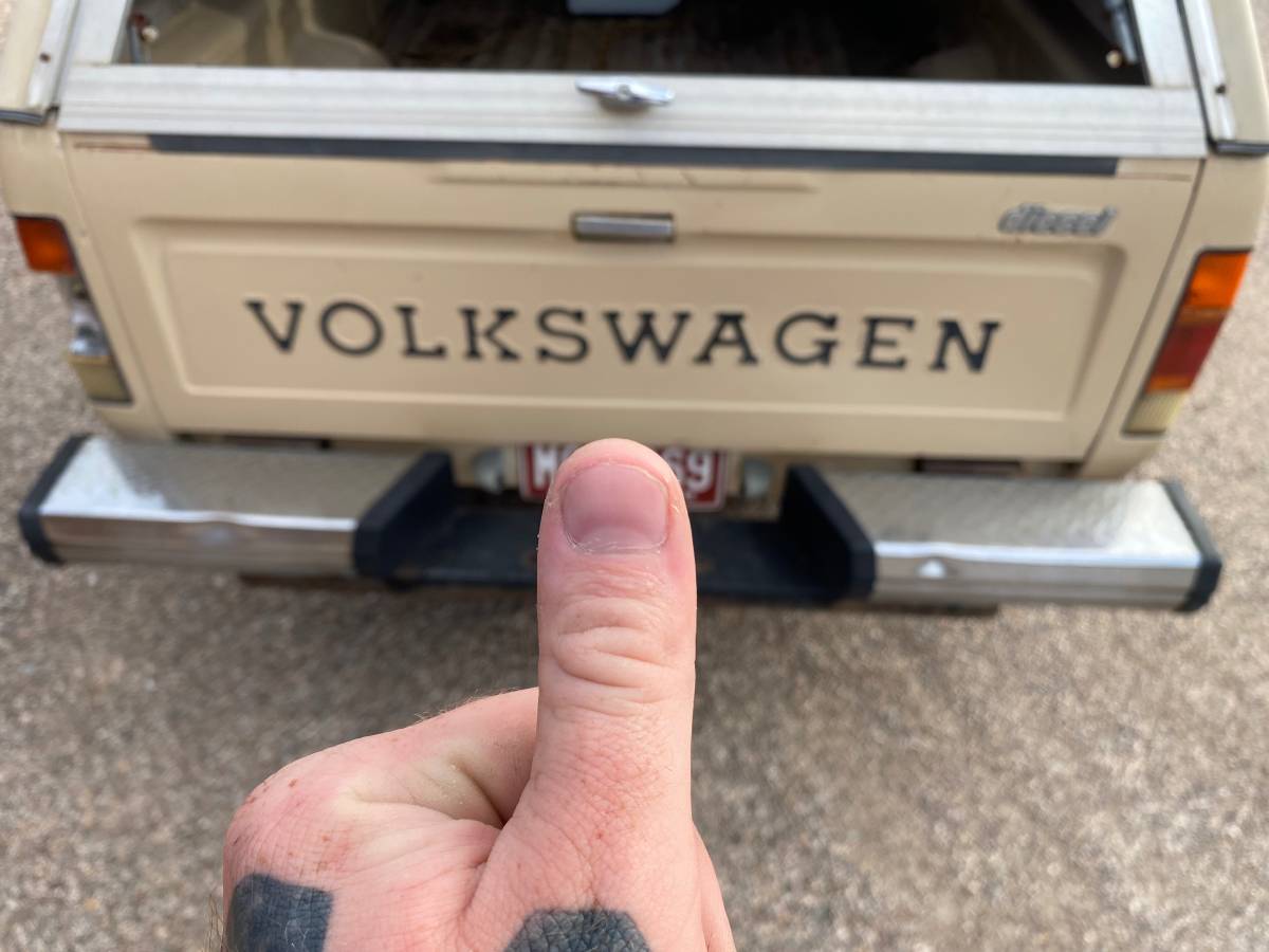 Volkswagen-rabbit-diesel-1981-10