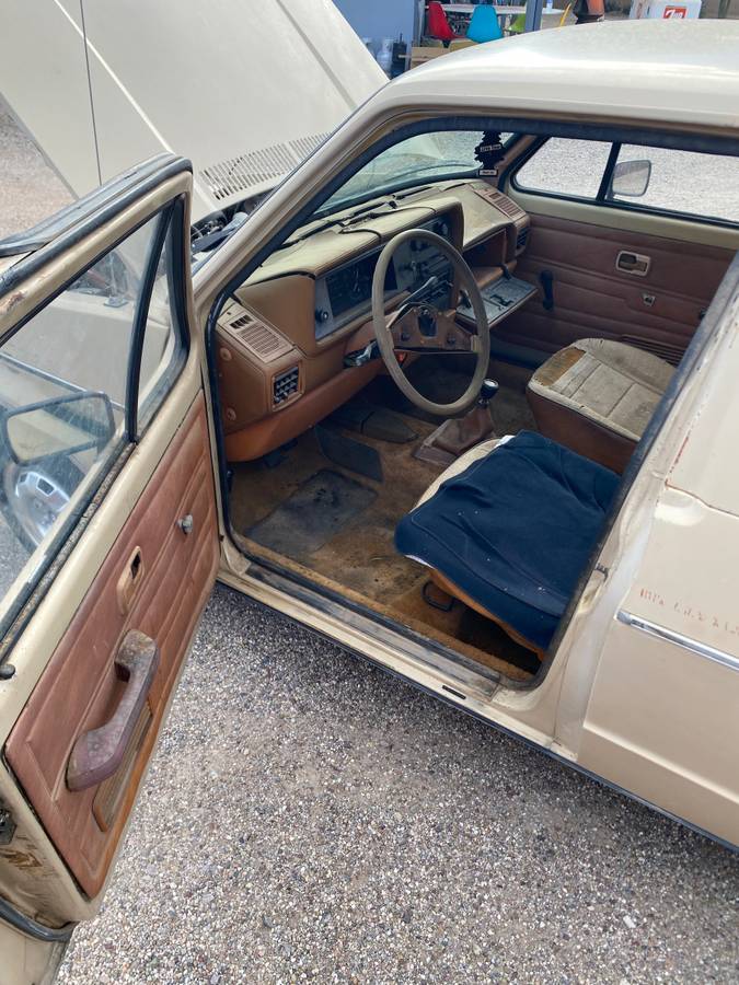 Volkswagen-rabbit-diesel-1981-6