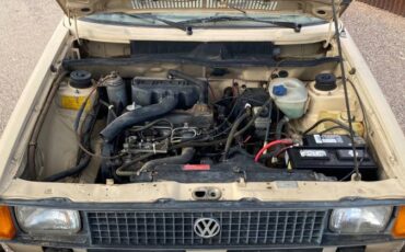 Volkswagen-rabbit-diesel-1981-8
