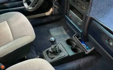 Volkswagen-rabbit-pick-up-1980-white-2