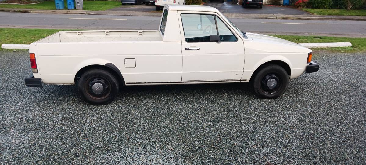 Volkswagen-rabbit-pickup-caddy-diesel-1983-white-1