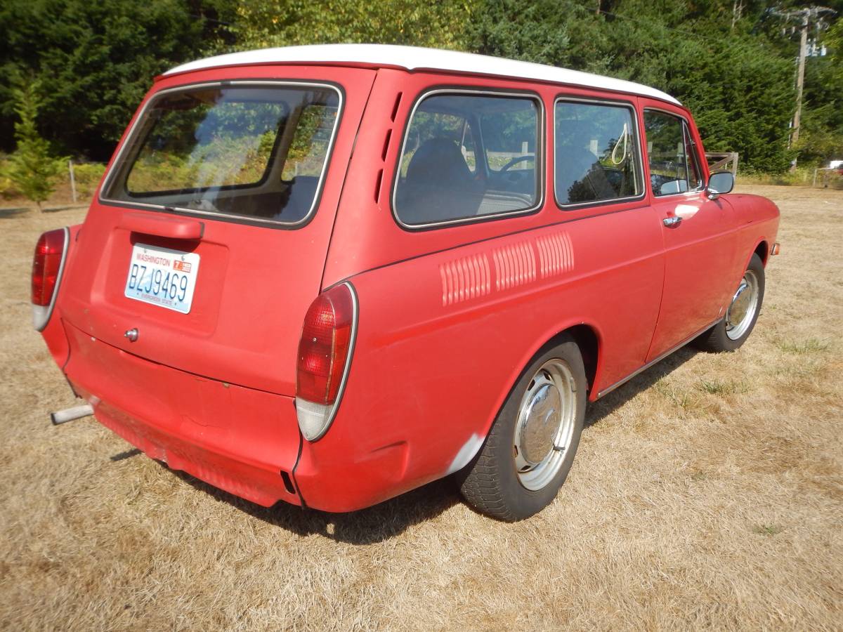 Volkswagen-squareback-1973-red-11