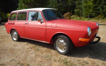 Volkswagen-squareback-1973-red-12