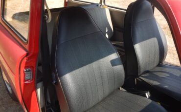 Volkswagen-squareback-1973-red-7