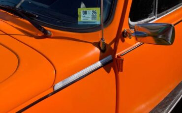 Volkswagen-super-beetle-1974-orange-1