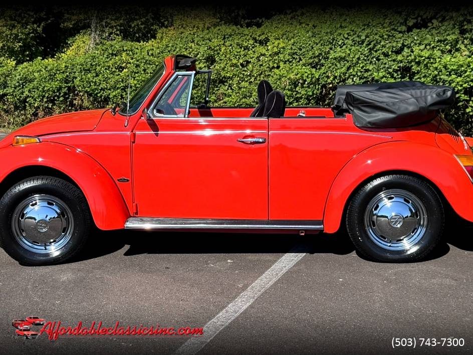 Volkswagen-super-beetle-1975-3