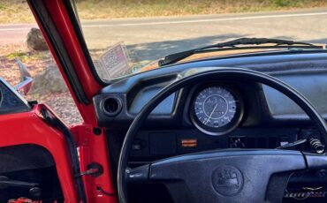 Volkswagen-super-beetle-1975