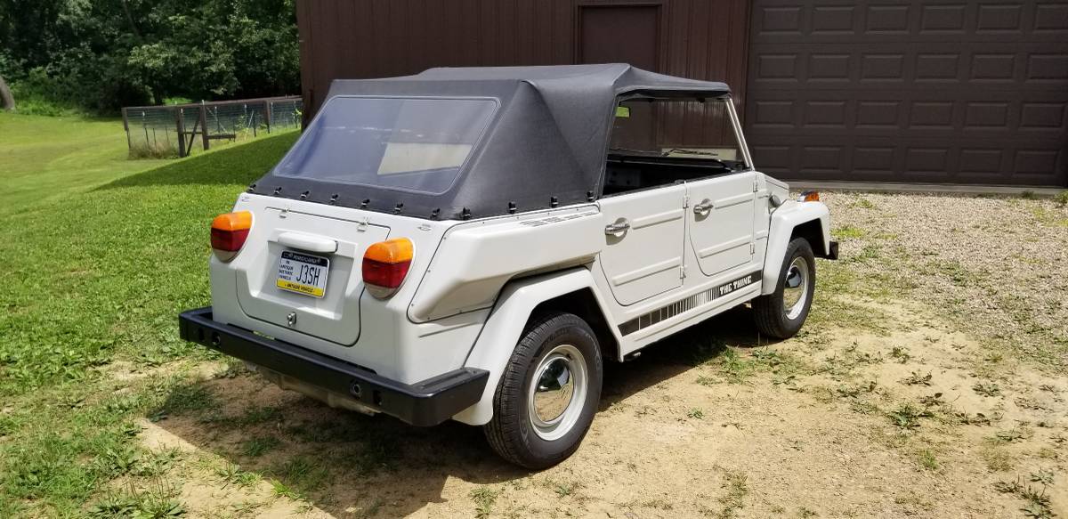 Volkswagen-thing-1974-grey-3