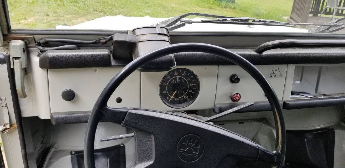 Volkswagen-thing-1974-grey-7