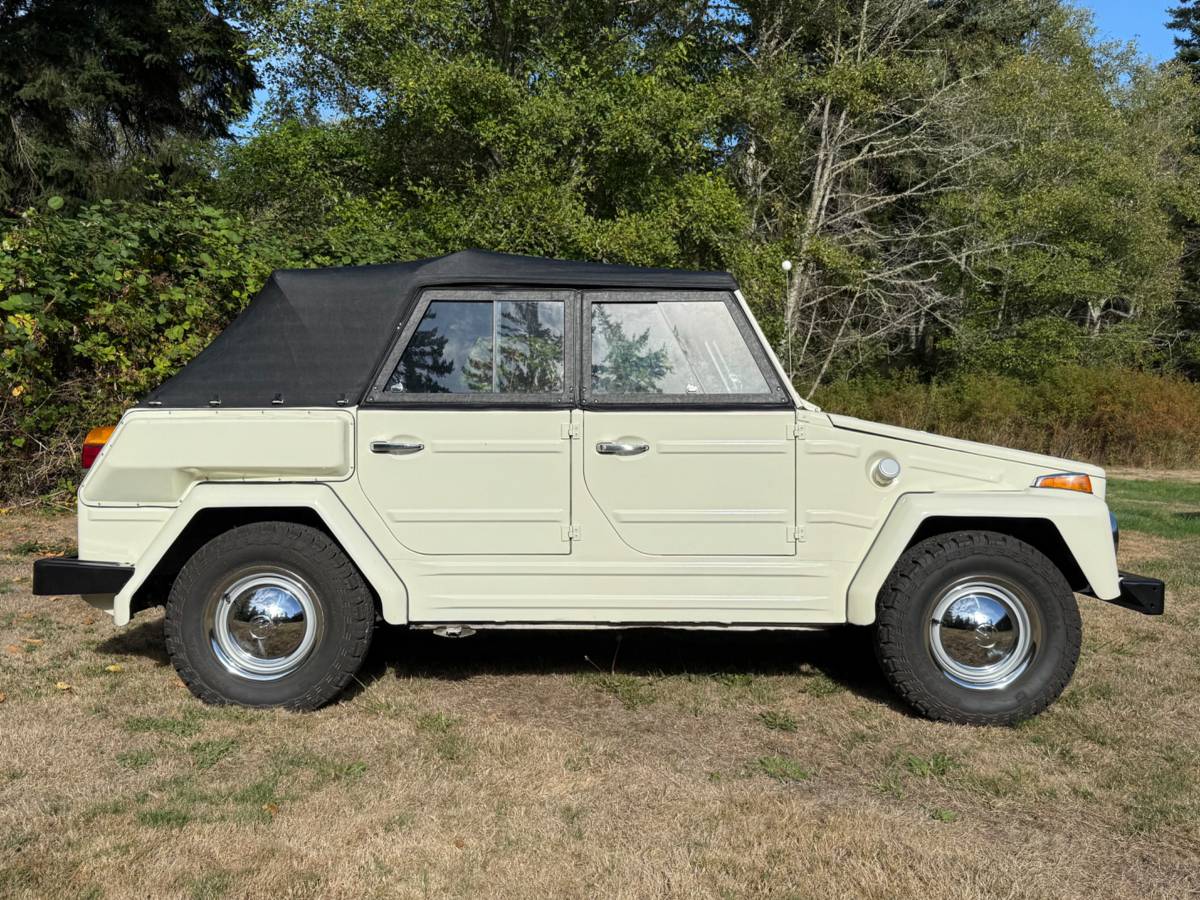 Volkswagen-thing-1974-white-2