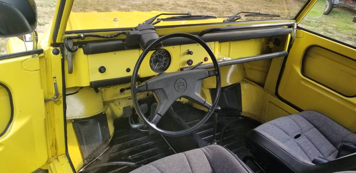 Volkswagen-thing-1974-yellow-1