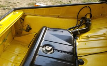 Volkswagen-thing-1974-yellow-10