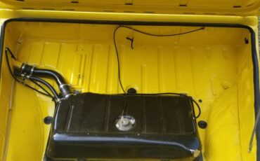 Volkswagen-thing-1974-yellow-2