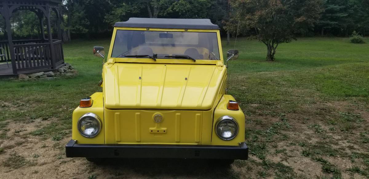 Volkswagen-thing-1974-yellow-5