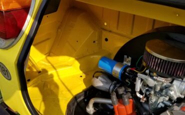 Volkswagen-thing-1974-yellow-8