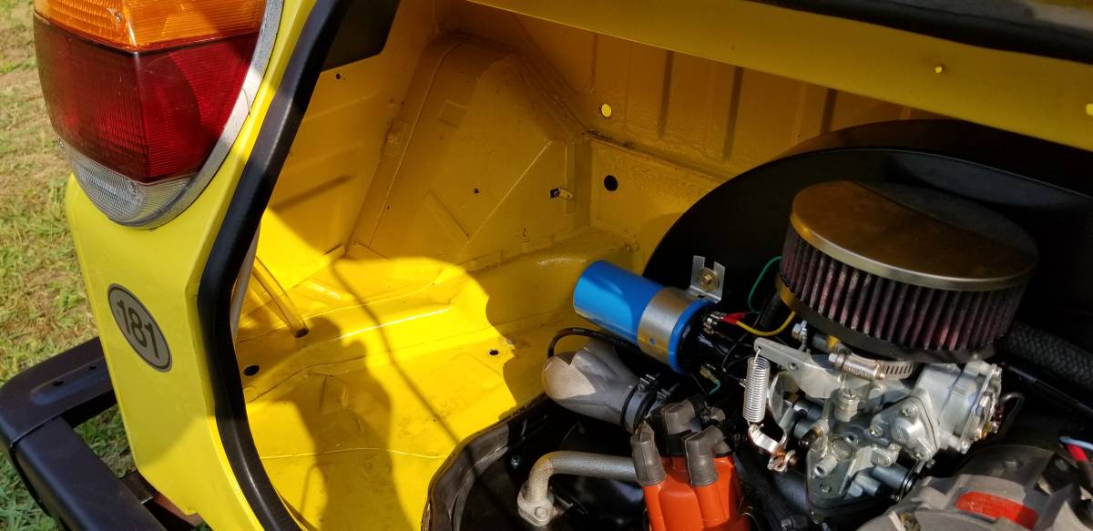 Volkswagen-thing-1974-yellow-8
