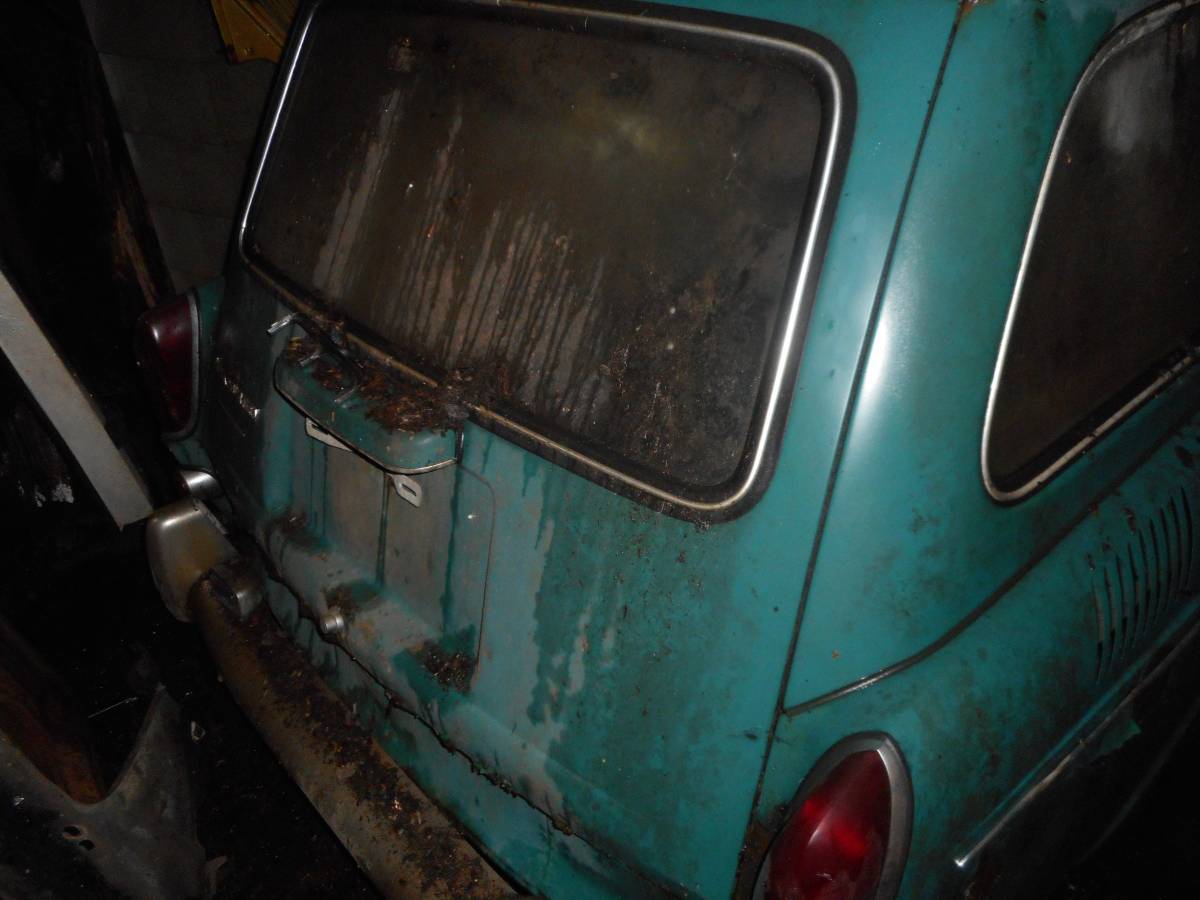 Volkswagen-type-3-1967-green-6