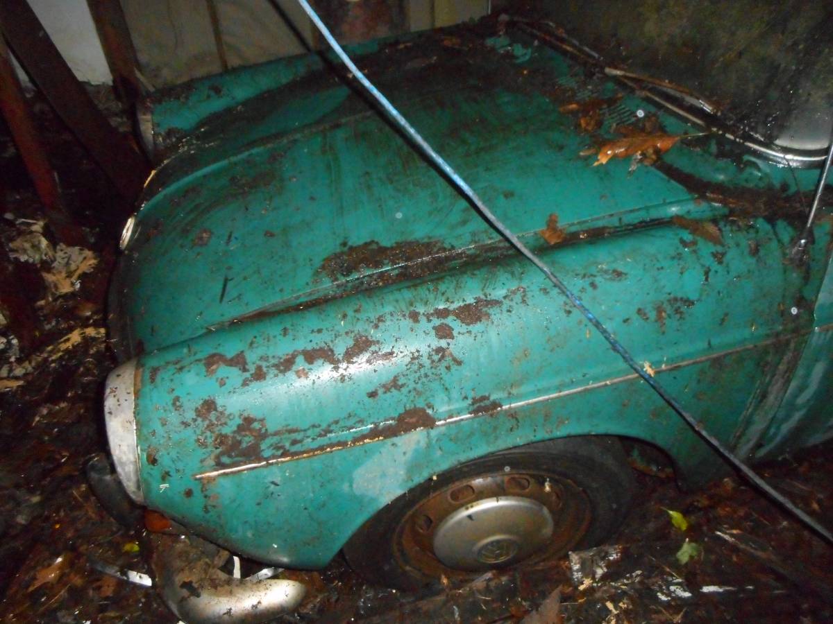Volkswagen-type-3-1967-green-7