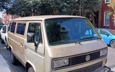 Volkswagen-vanagon-1986-brown