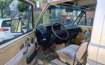 Volkswagen-vanagon-1986-brown-5
