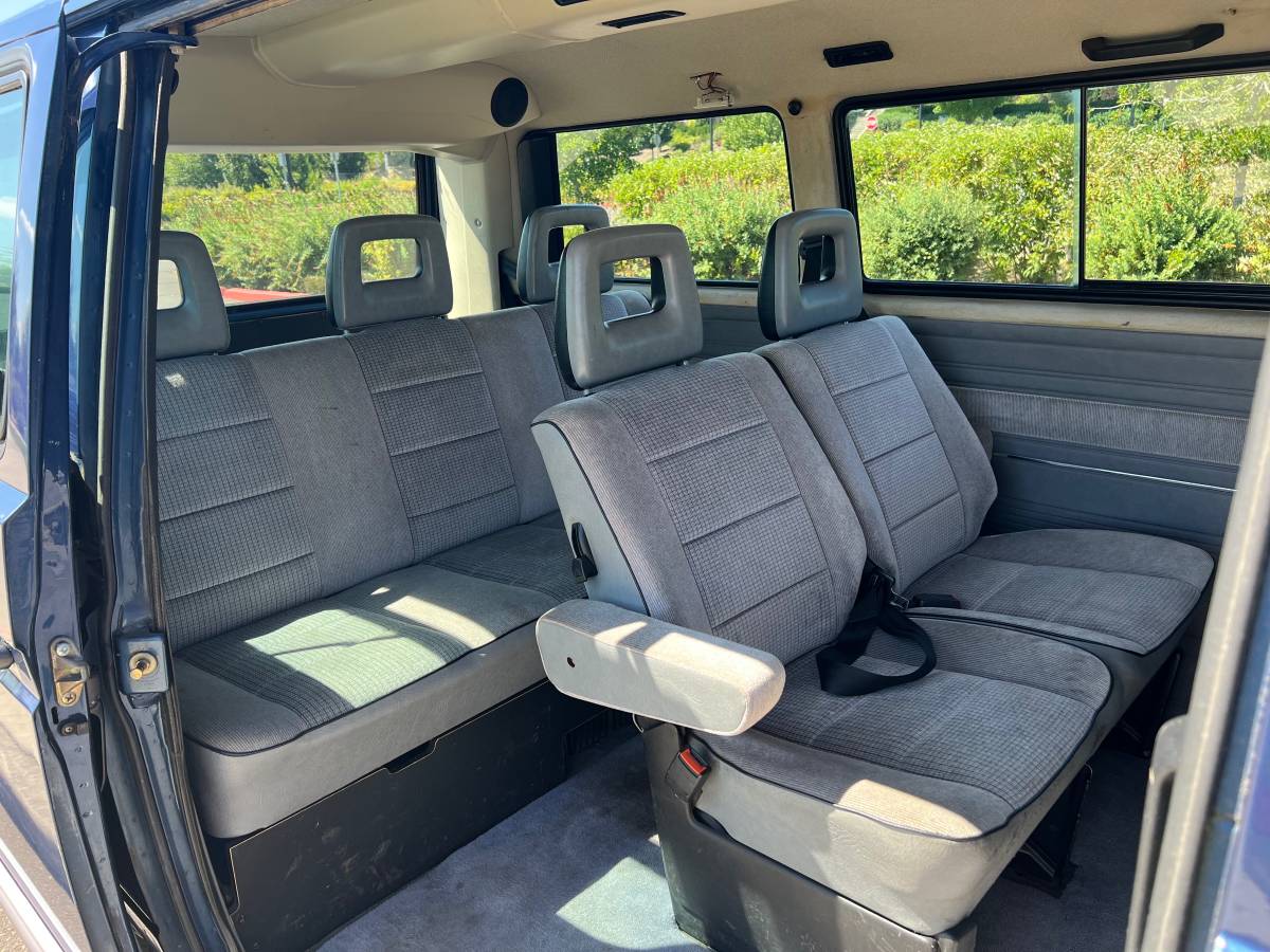 Volkswagen-vanagon-1990-5