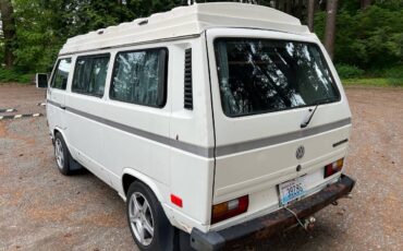 Volkswagen-vanagon-camper-1990-3