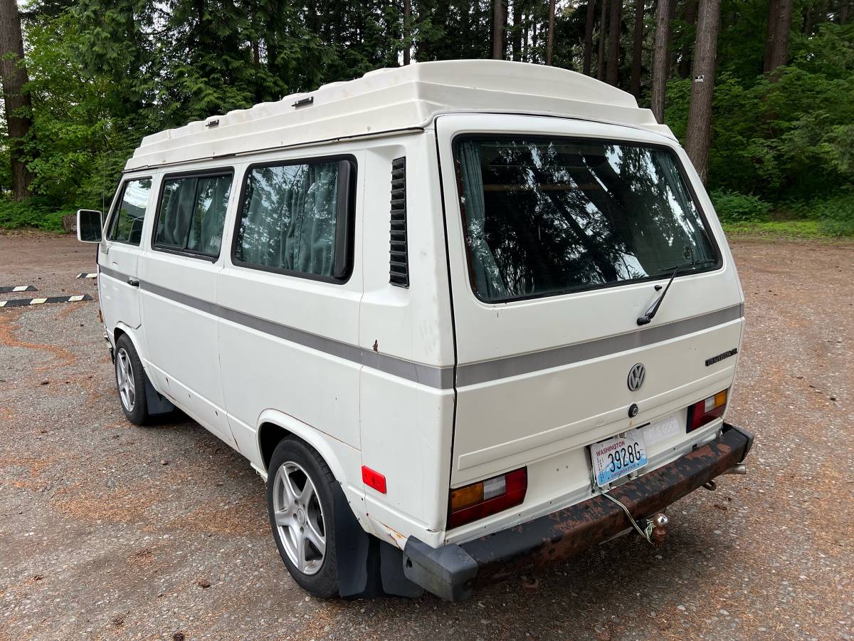 Volkswagen-vanagon-camper-1990-3