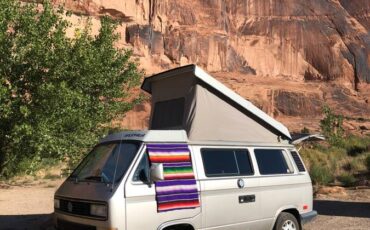 Volkswagen-vanagon-camper-1991-silver-5