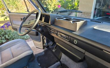 Volkswagen-vanagon-l-1986-22