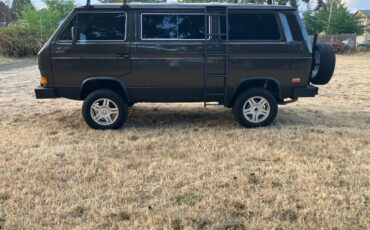 Volkswagen-vanagon-syncro-1987-brown-1