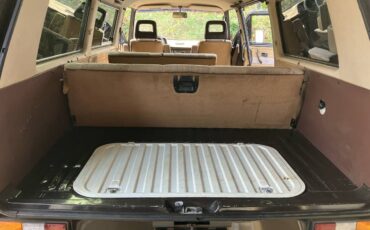 Volkswagen-vanagon-syncro-1987-brown-14