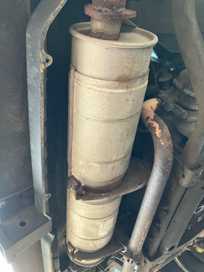 Volkswagen-vanagon-syncro-1987-brown-4