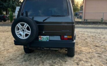 Volkswagen-vanagon-syncro-1987-brown-9