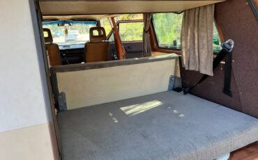 Volkswagen-vanagon-westfalia-1984-brown-11