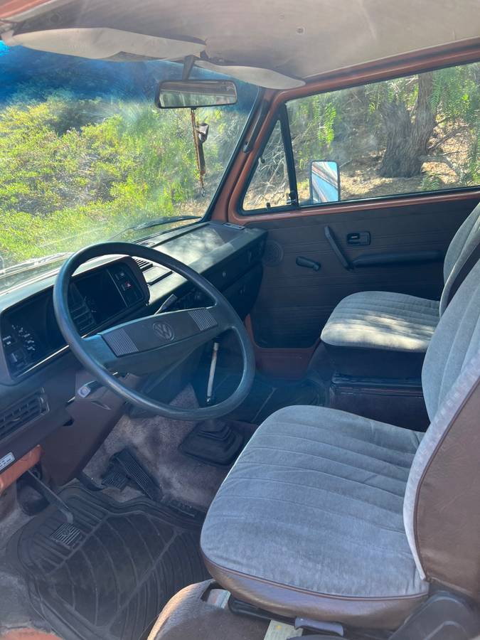 Volkswagen-vanagon-westfalia-1984-brown-13