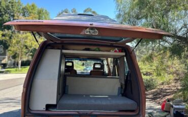 Volkswagen-vanagon-westfalia-1984-brown-4