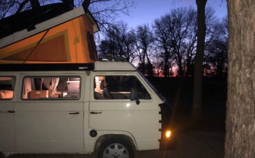 Volkswagen-vanagon-westfalia-1987-3