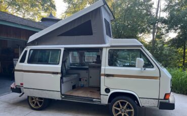 Volkswagen-vanagon-westfalia-1991-white-1