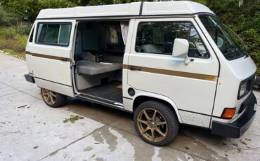 Volkswagen-vanagon-westfalia-1991-white-4