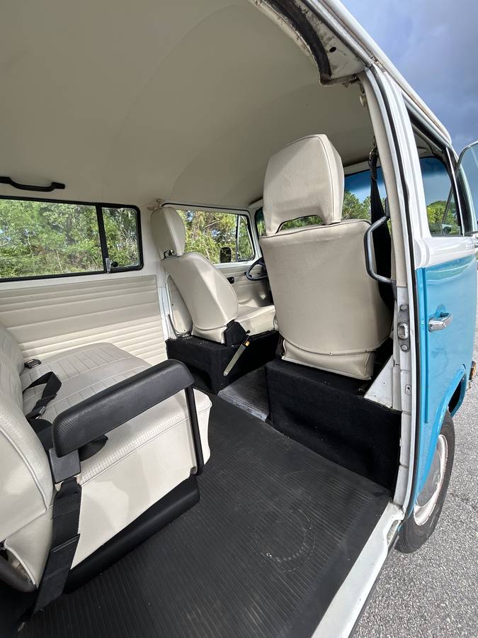 Volkswagen-vw-transporter-bus-t2-bay-window-1977-blue-16