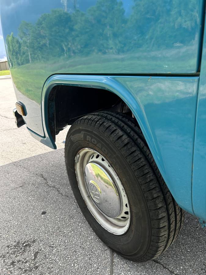 Volkswagen-vw-transporter-bus-t2-bay-window-1977-blue-9